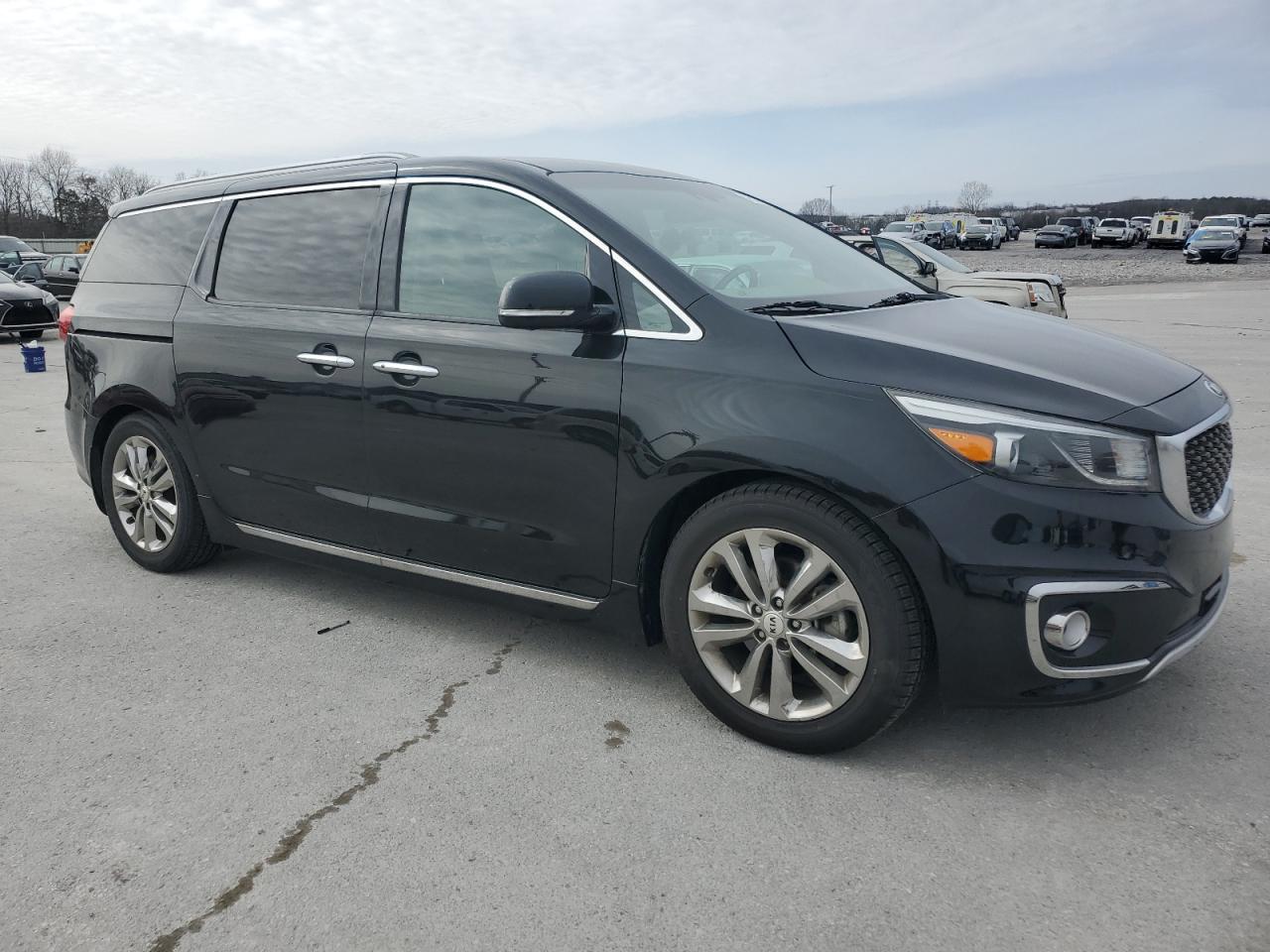 2016 Kia Sedona - Image 4