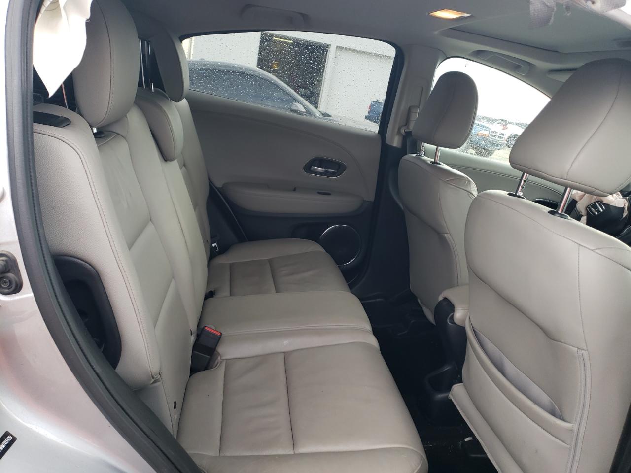 2017 Honda HR-V - Image 11