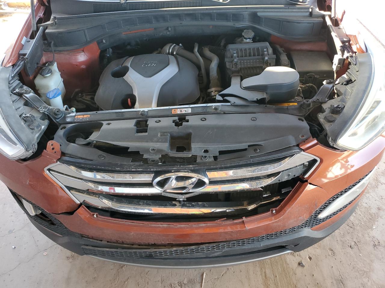 2013 Hyundai Santa Fe - Image 12