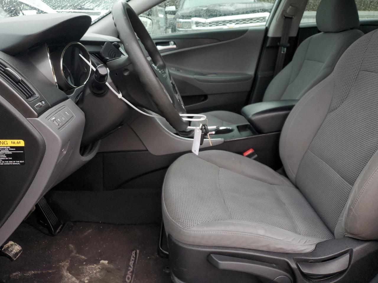 2013 Hyundai Sonata - Image 7