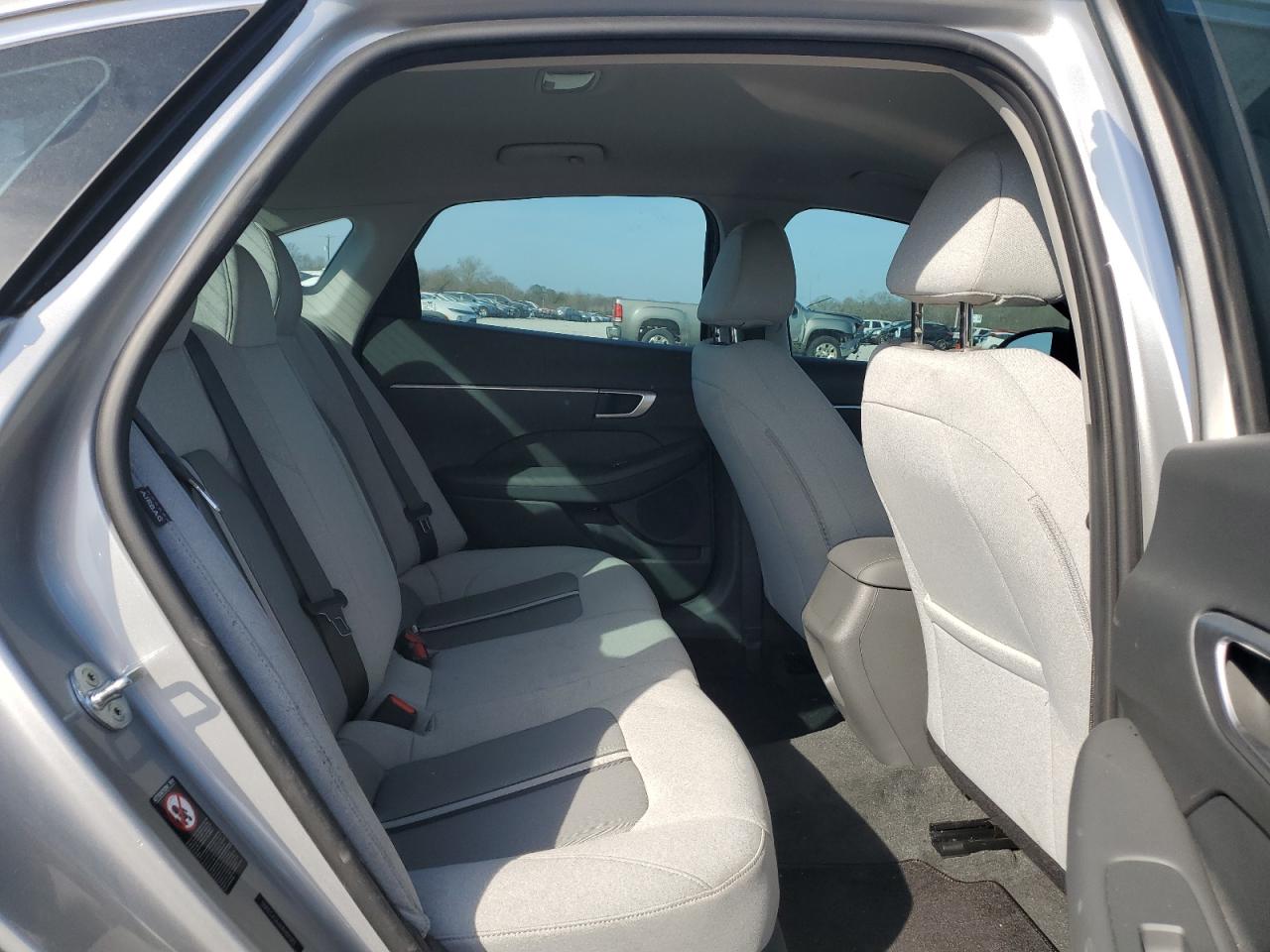2021 Hyundai Sonata - Image 10