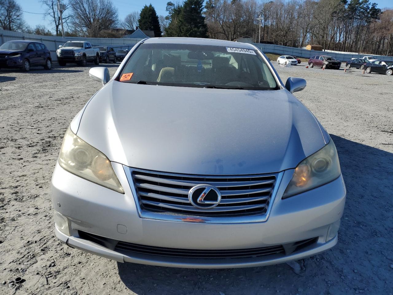 2011 Lexus ES - Image 5