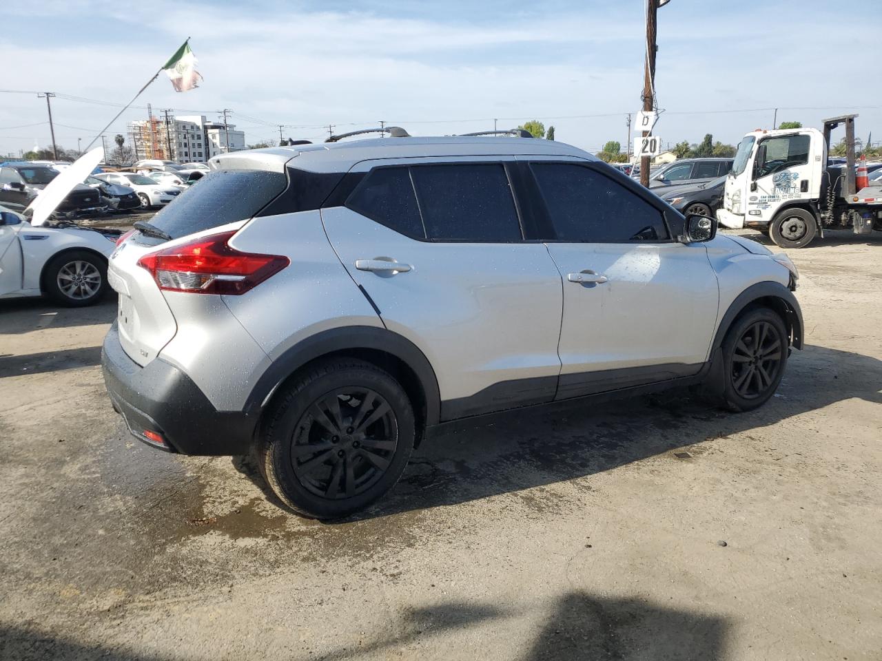 2019 Nissan Kicks - Image 3