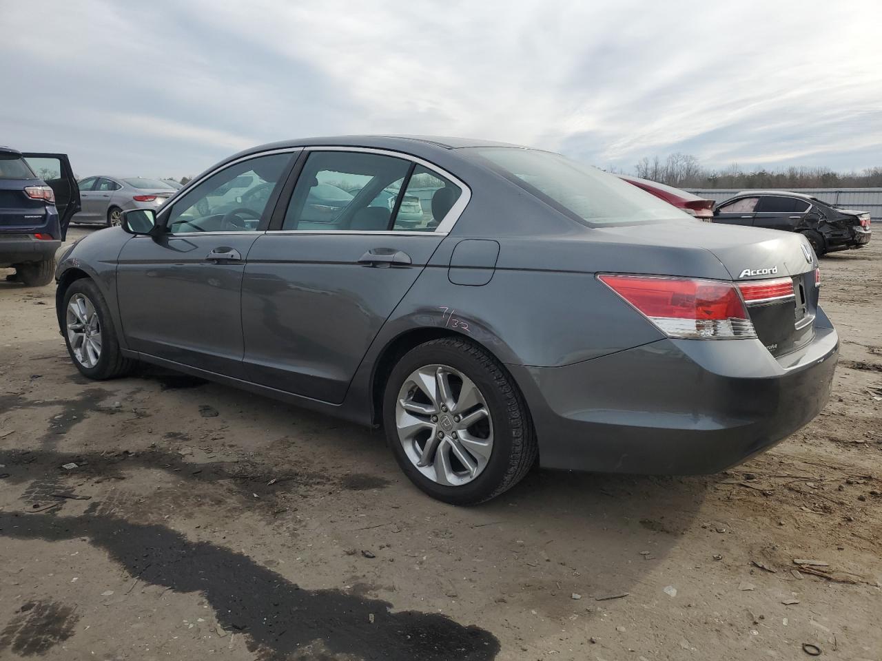 2011 Honda Accord - Image 2