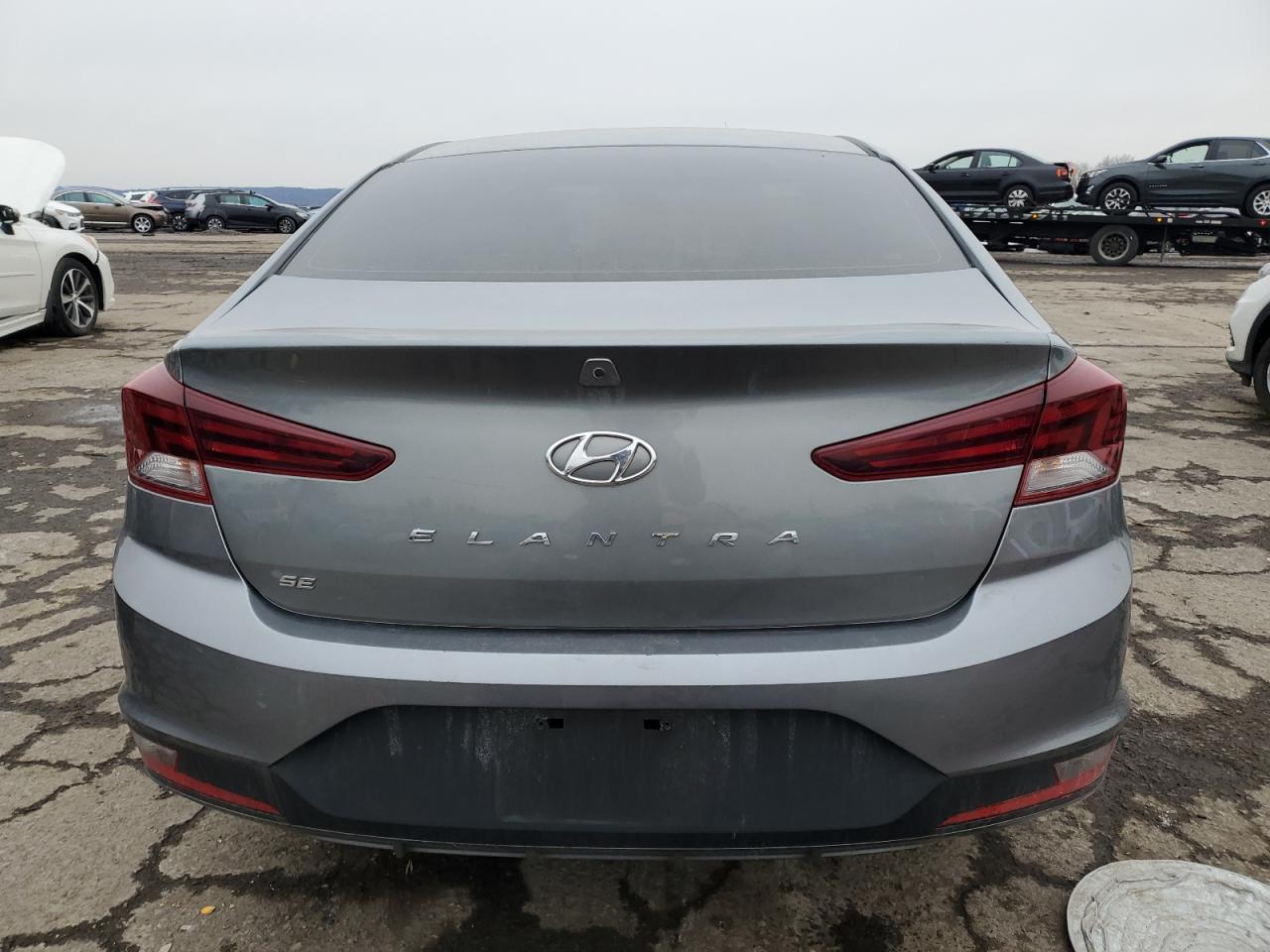 2019 Hyundai Elantra - Image 6
