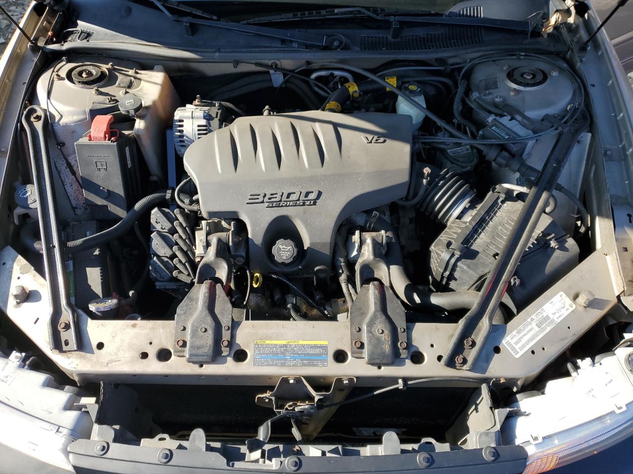 2003 Buick Regal - Image 11