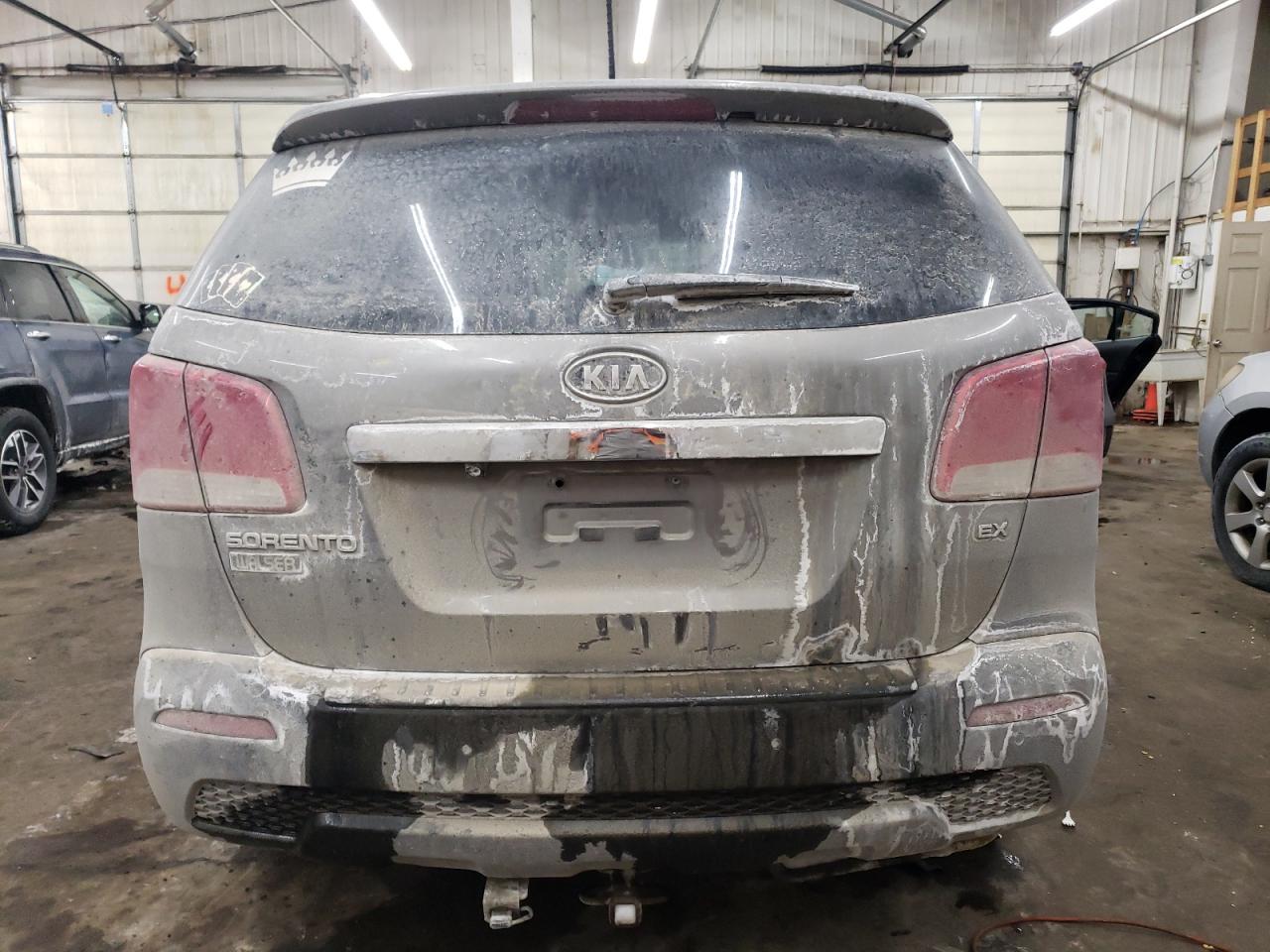 2012 Kia Sorento - Image 6