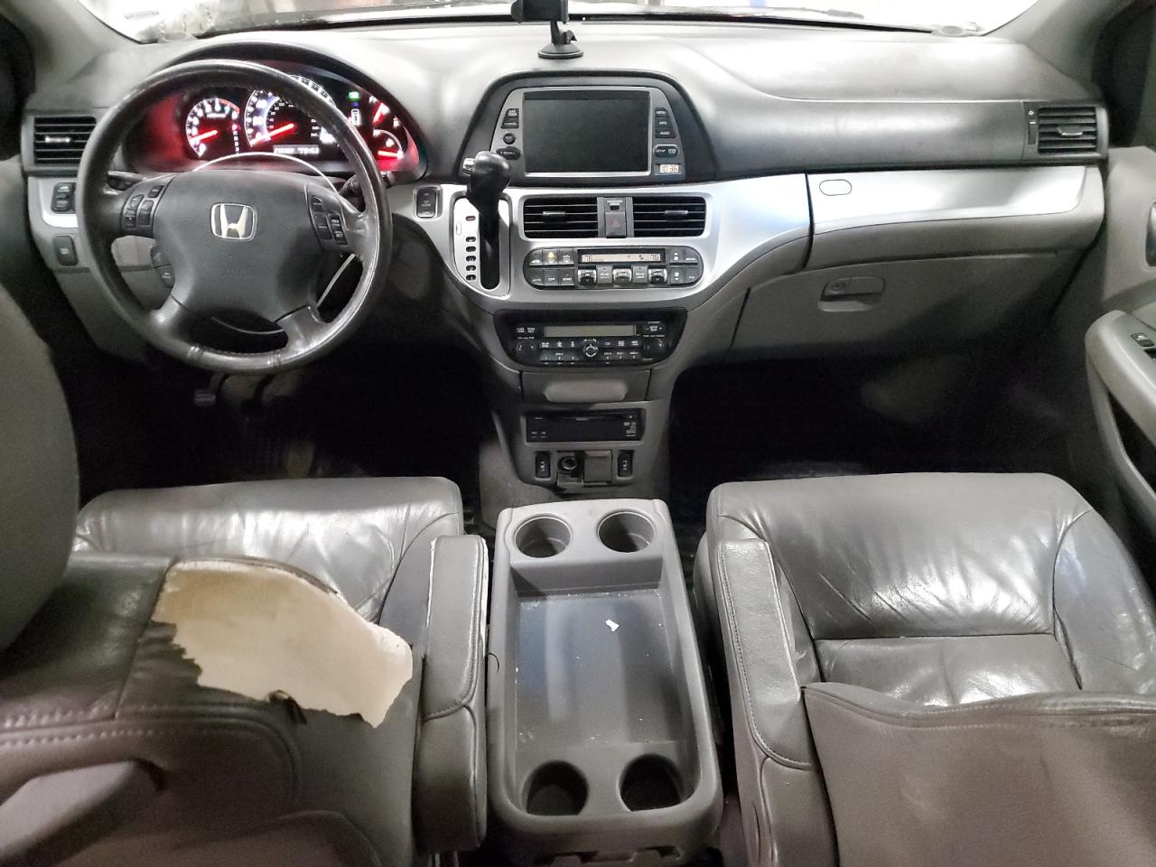 2008 Honda Odyssey - Image 8