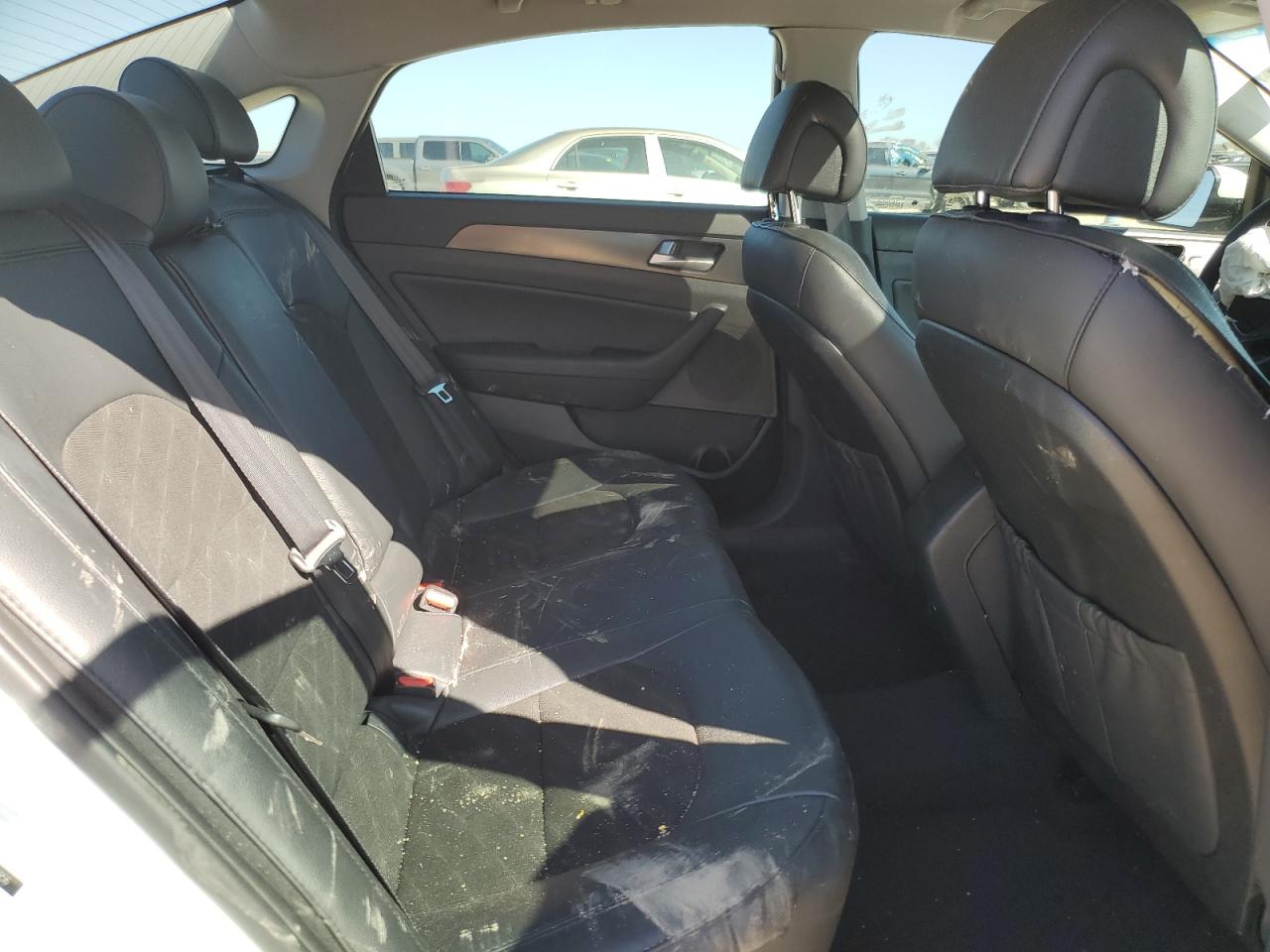 2017 Hyundai Sonata - Image 11