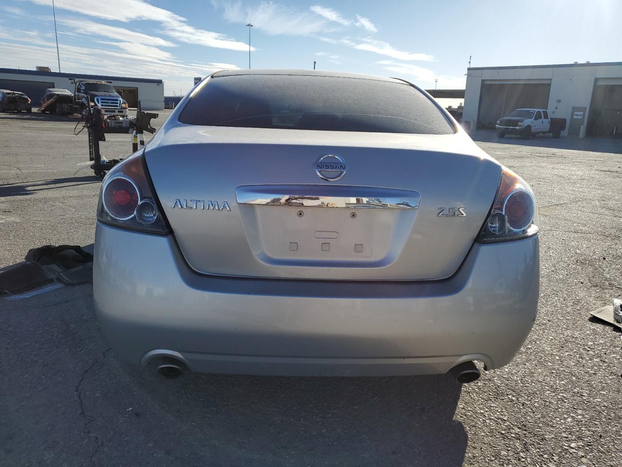 2010 Nissan Altima - Image 6