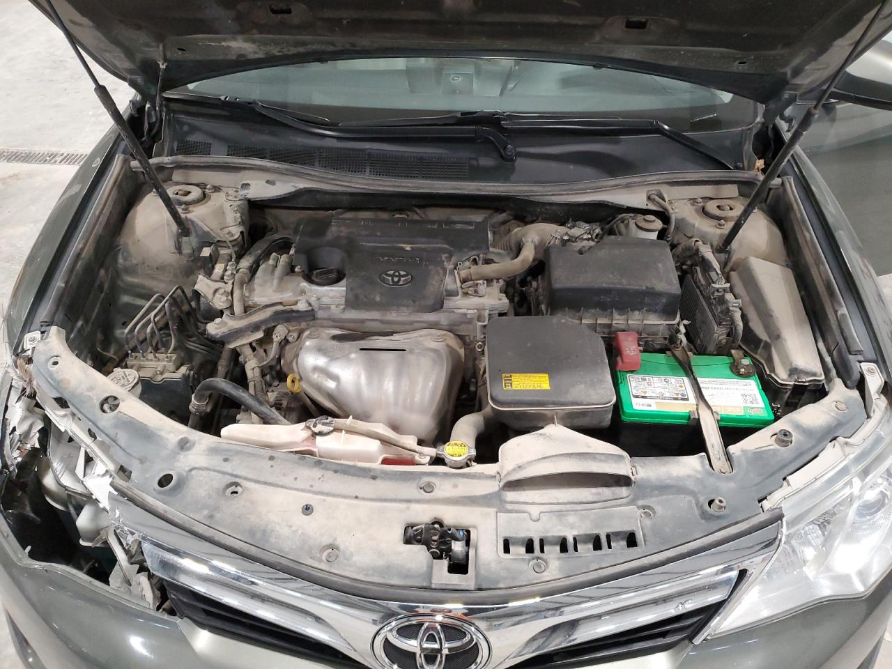 2012 Toyota Camry - Image 11