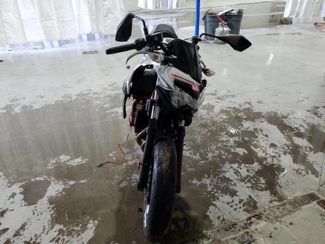  KAWASAKI ER650 K 2022 Белый