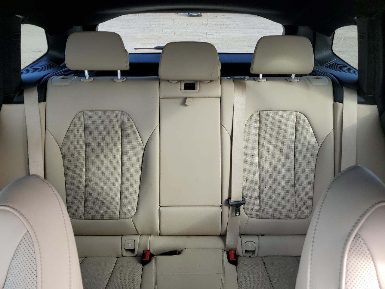 2022 BMW X3 - Image 10