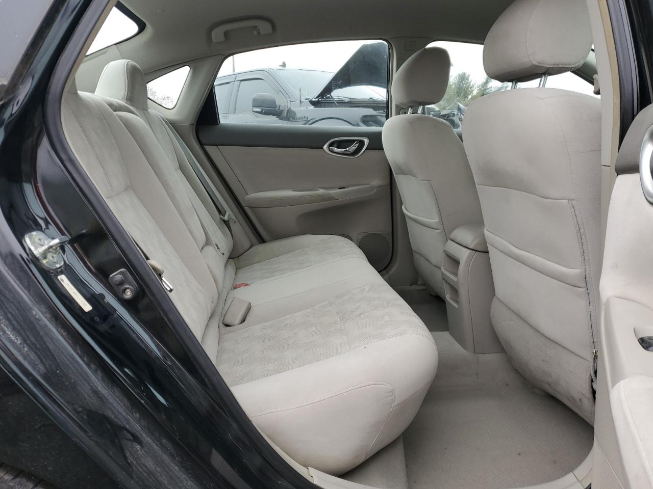 2013 Nissan Sentra - Image 11