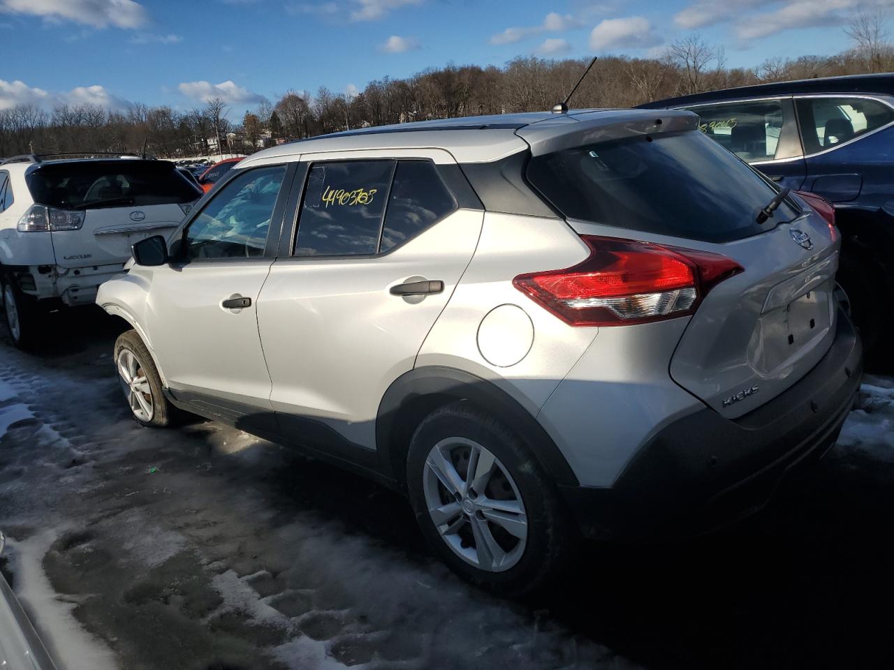 2020 Nissan Kicks - Image 2
