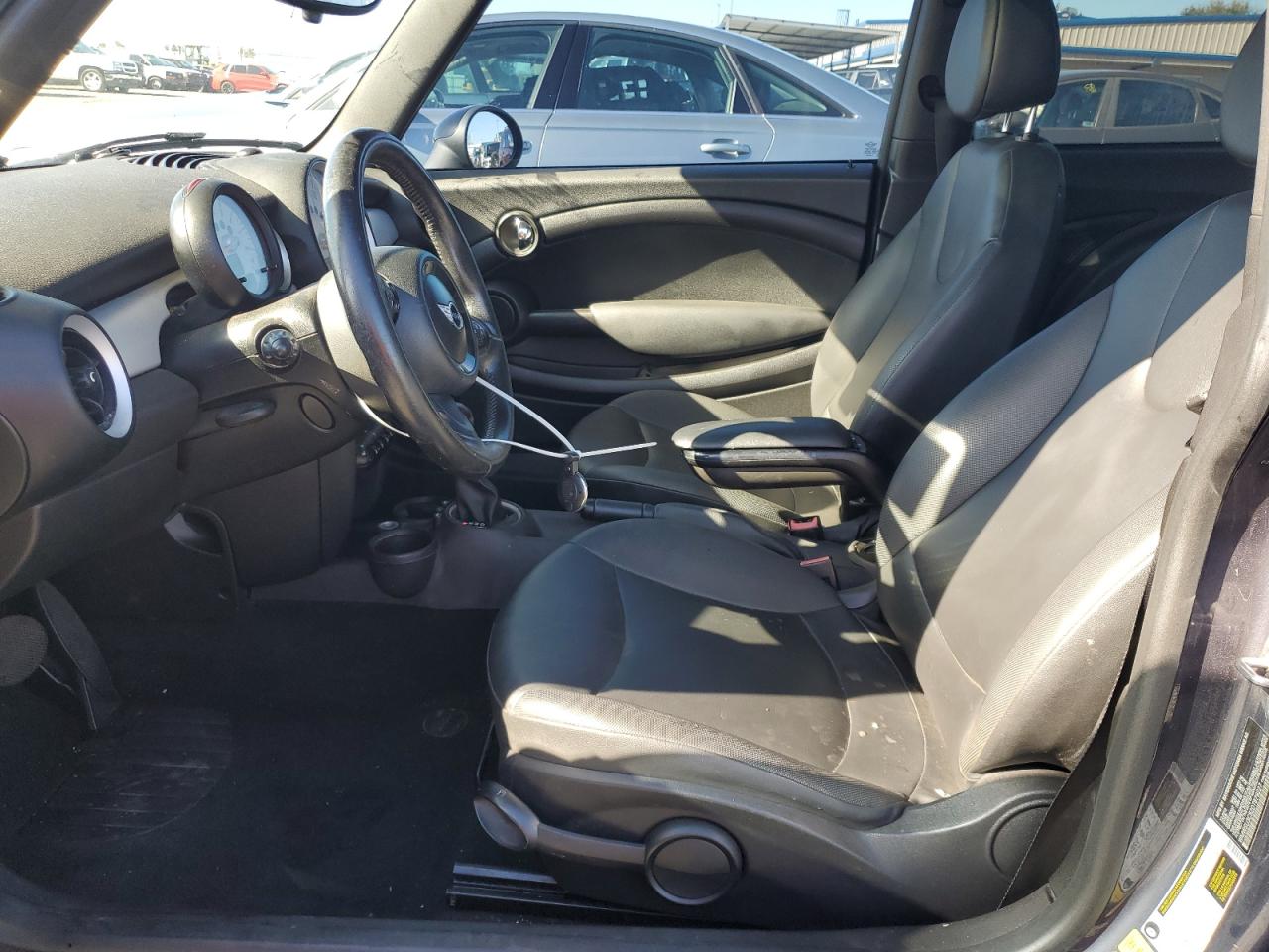 2013 MINI Cooper - Image 7
