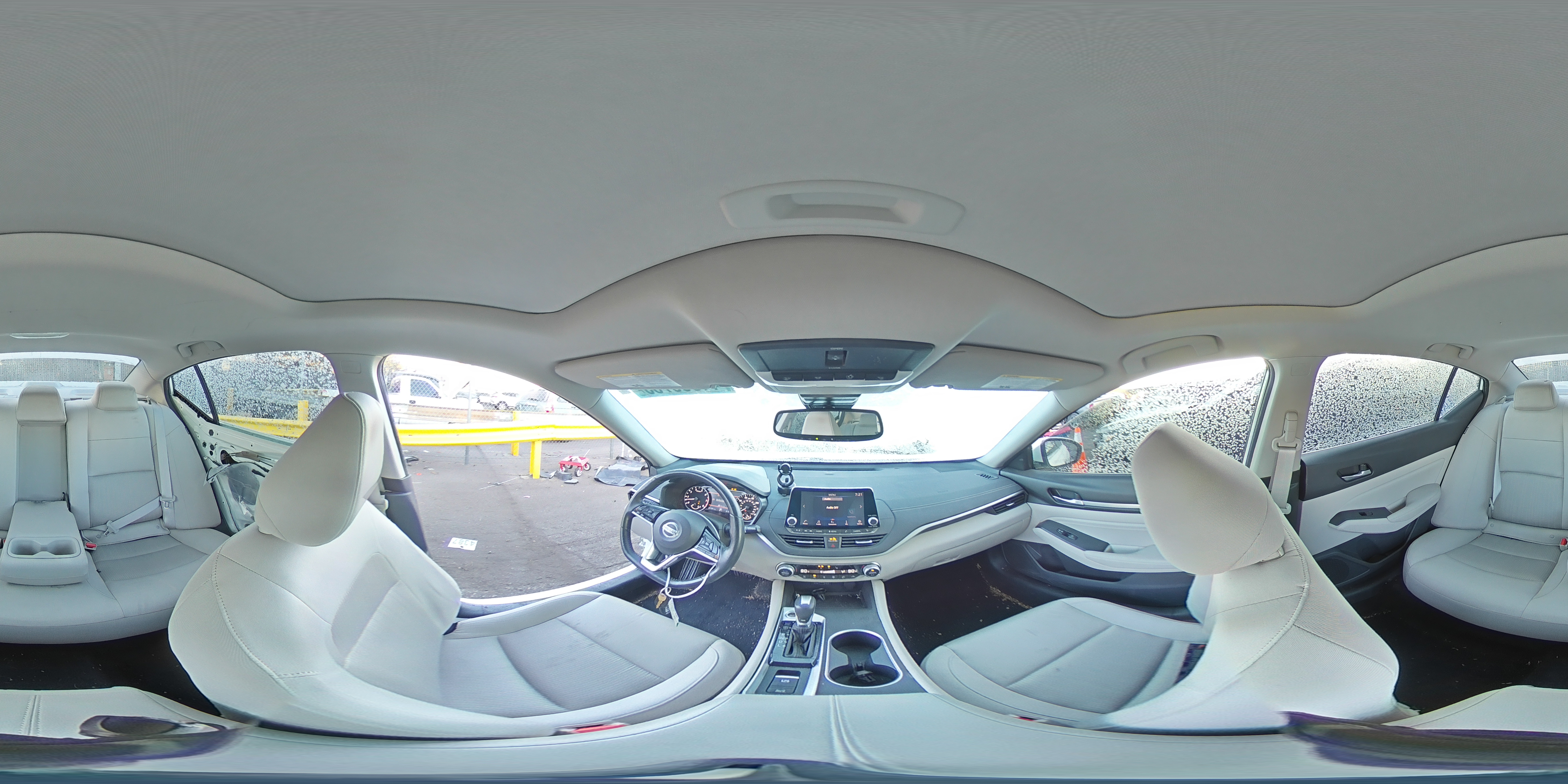 2019 Nissan Altima - Image 13
