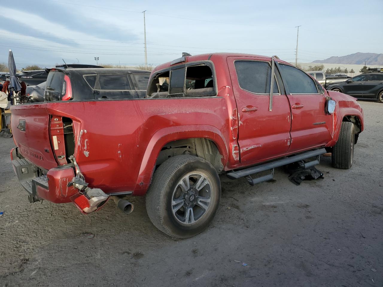 2019 Toyota Tacoma - Image 3