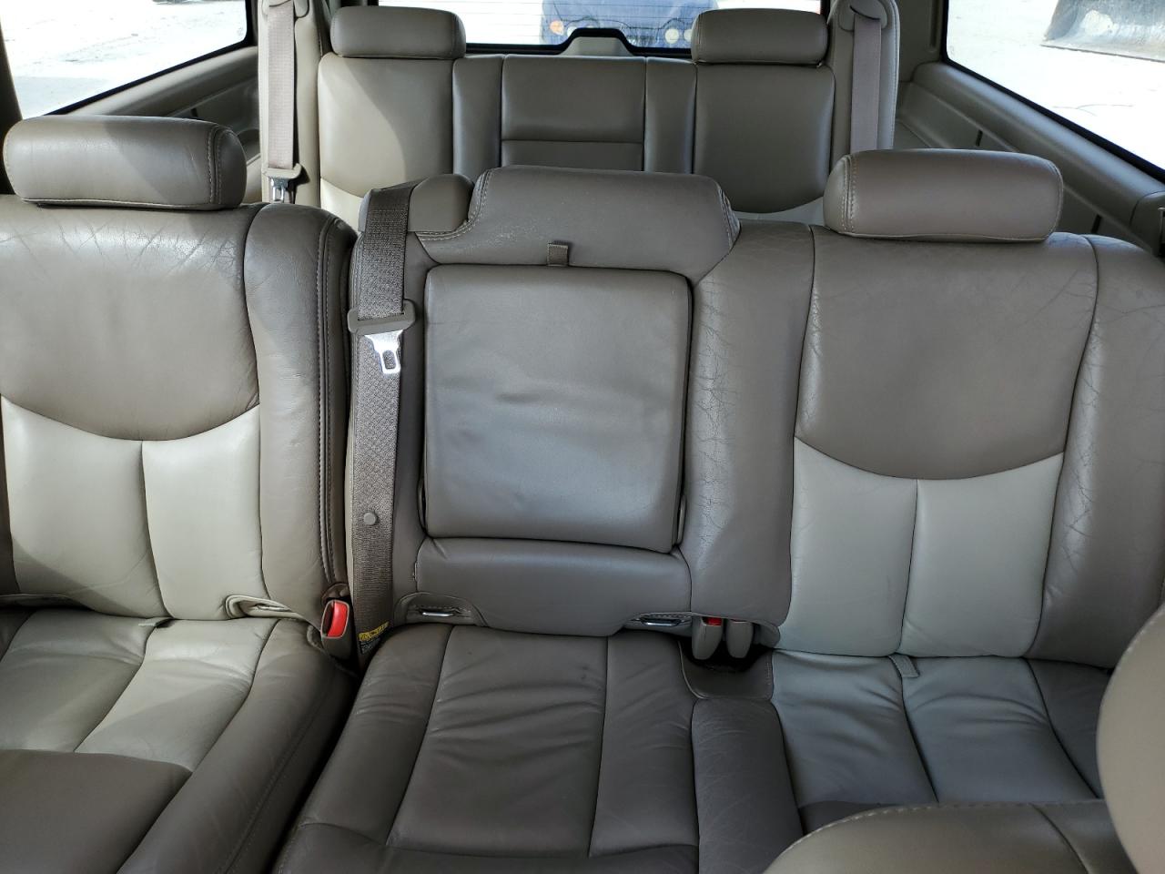 2004 GMC Yukon Xl Denali VIN: 1GKFK66U14J245833 Lot: 45196815