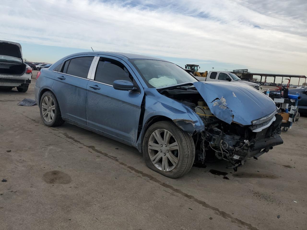 2011 Chrysler 200 - Image 4