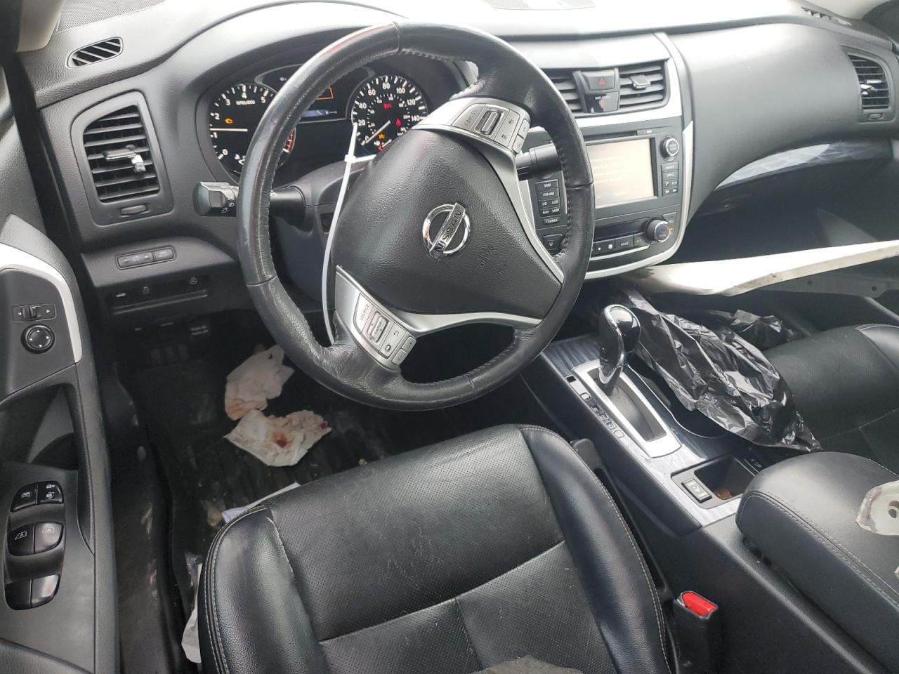 2016 Nissan Altima - Image 8