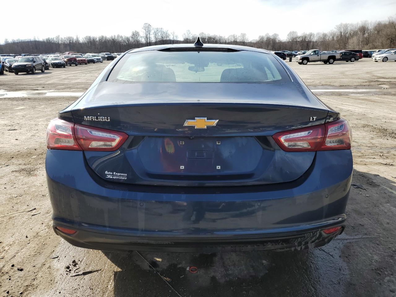 2020 Chevrolet Malibu - Image 6