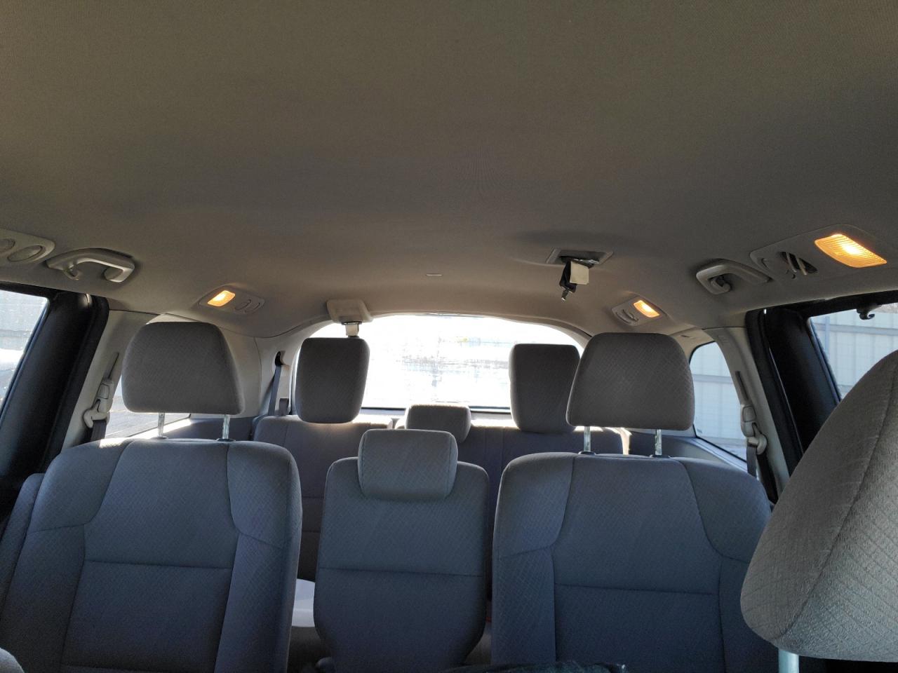 2014 Honda Odyssey - Image 10