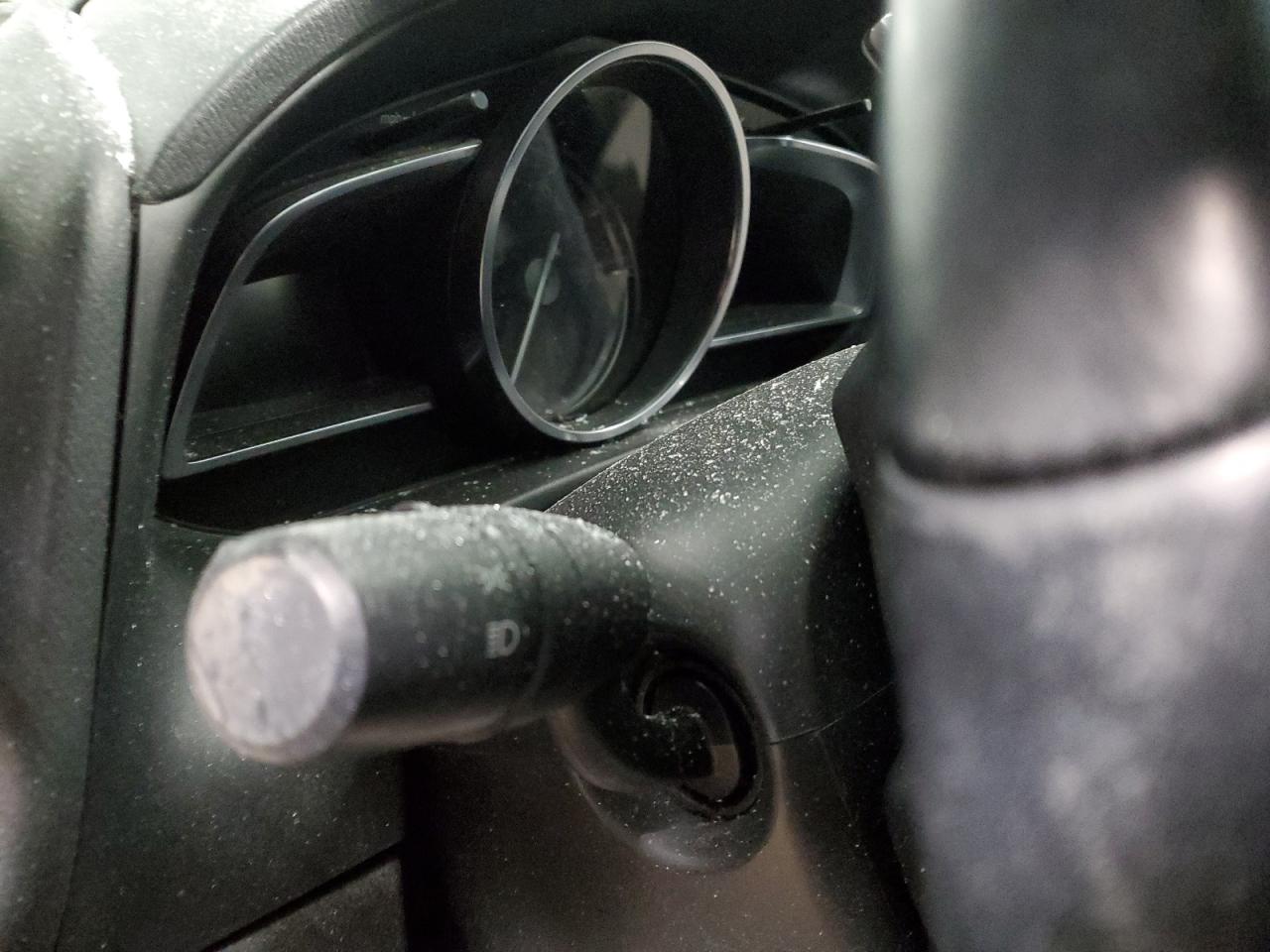 2017 Mazda 3 - Image 9