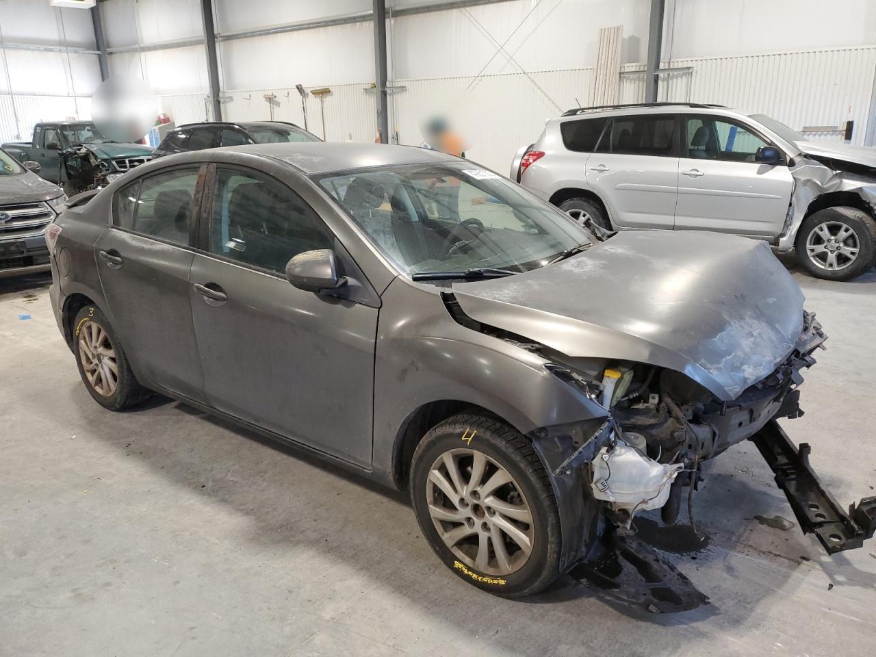 2013 Mazda 3 - Image 4