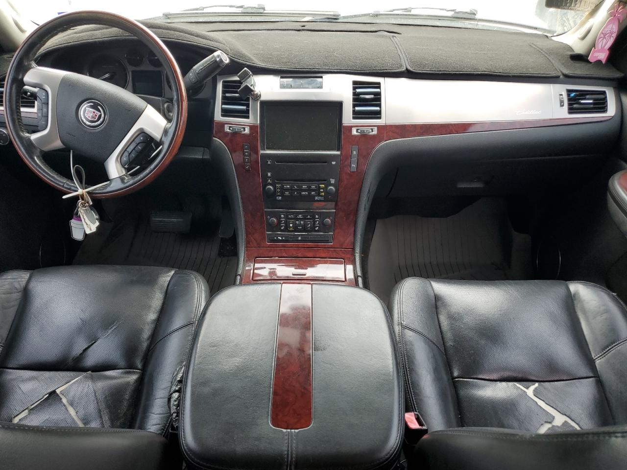 2007 Cadillac Escalade - Image 8