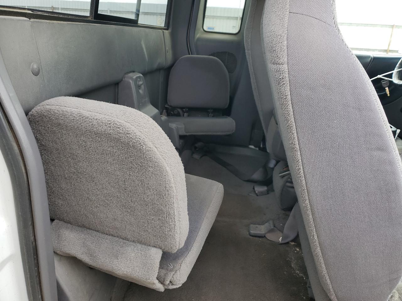 2001 Ford Ranger - Image 10