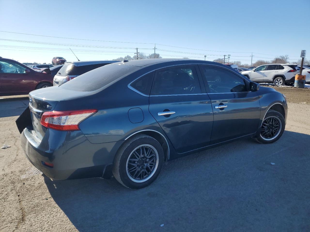 2015 Nissan Sentra - Image 3