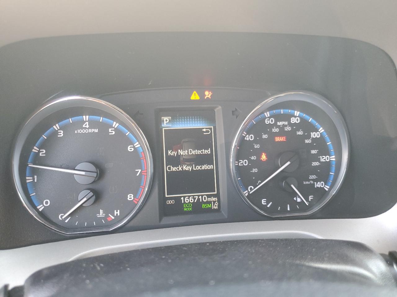 2017 Toyota RAV 4 - Image 9
