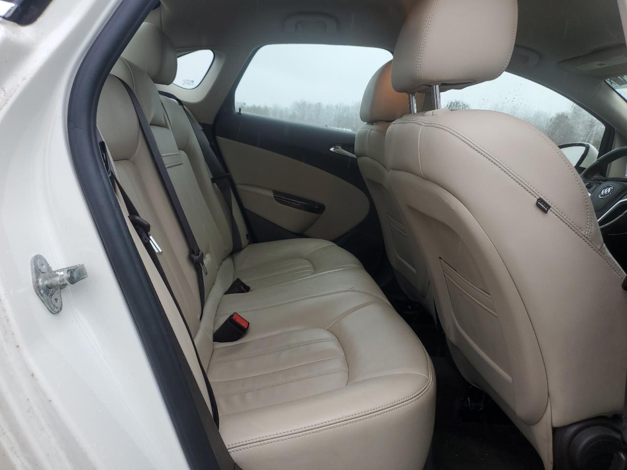 2012 Buick Verano - Image 10