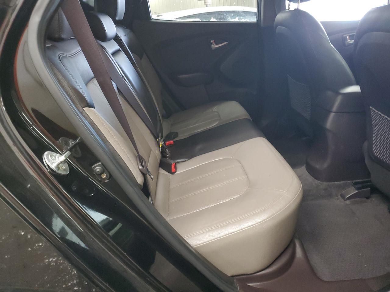 2013 Hyundai Tucson - Image 11