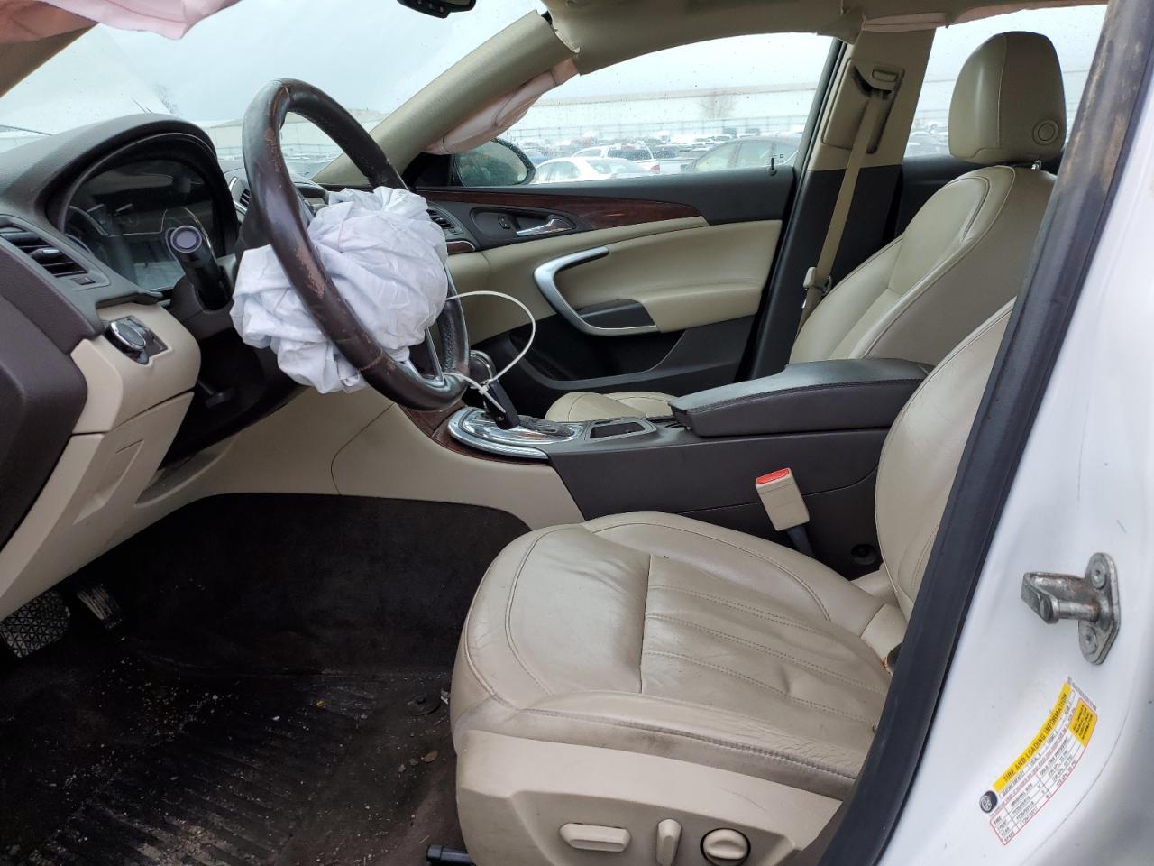 2016 Buick Regal - Image 7