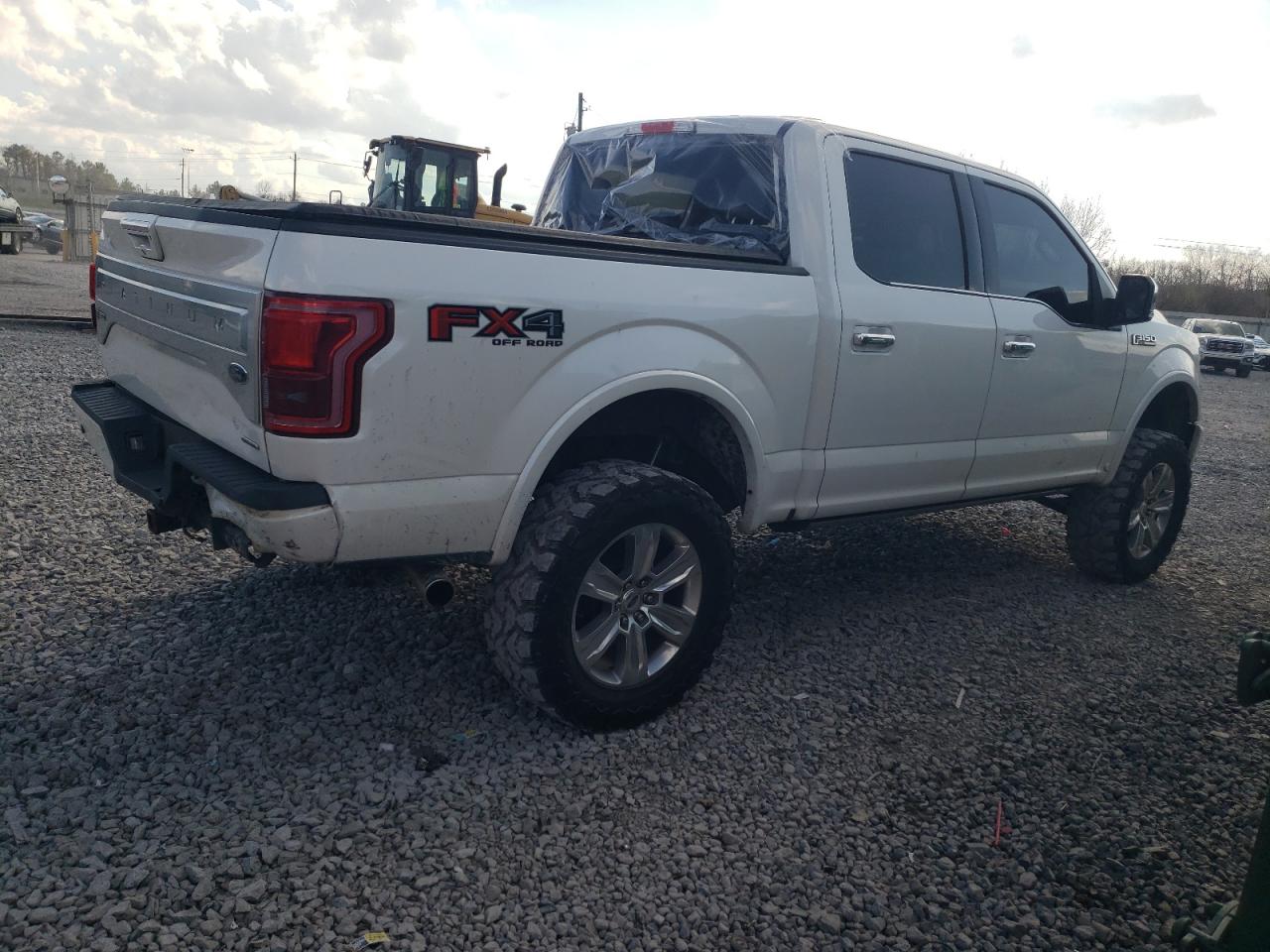 2015 Ford F-150 - Image 3