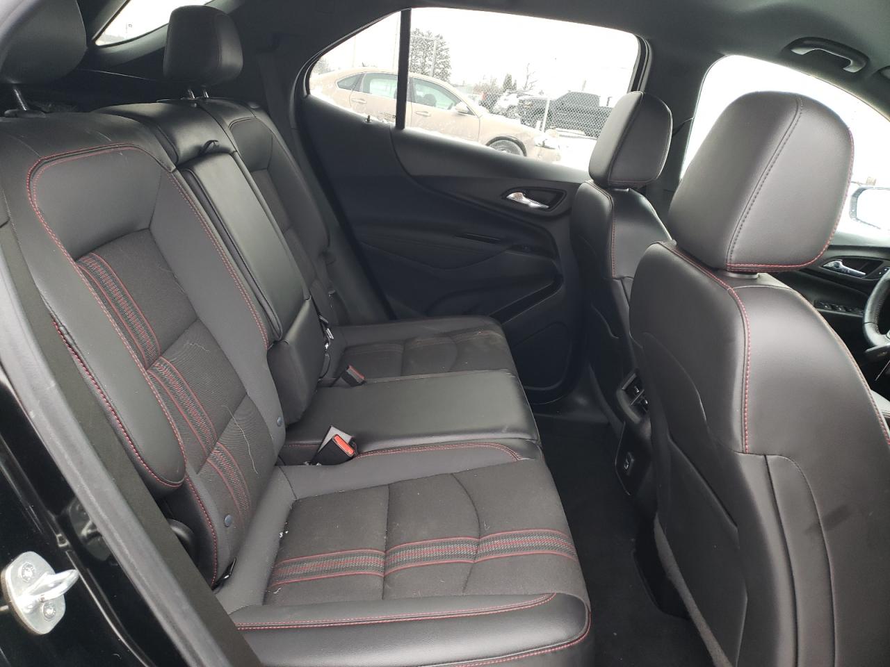2022 Chevrolet Equinox - Image 11
