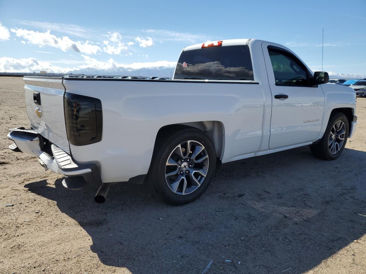 2015 Chevrolet Silverado - Image 3