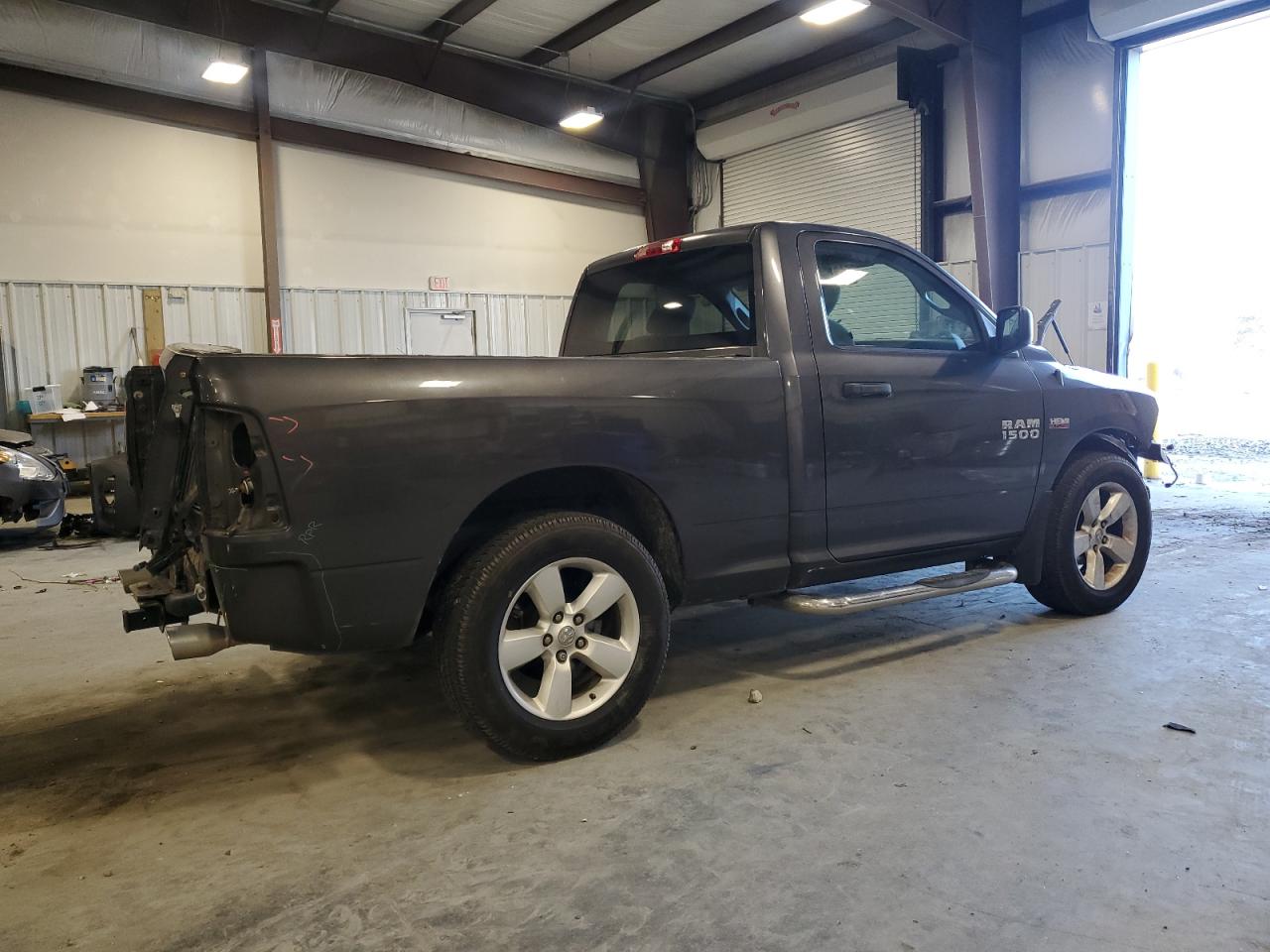 2014 RAM 1500 - Image 3