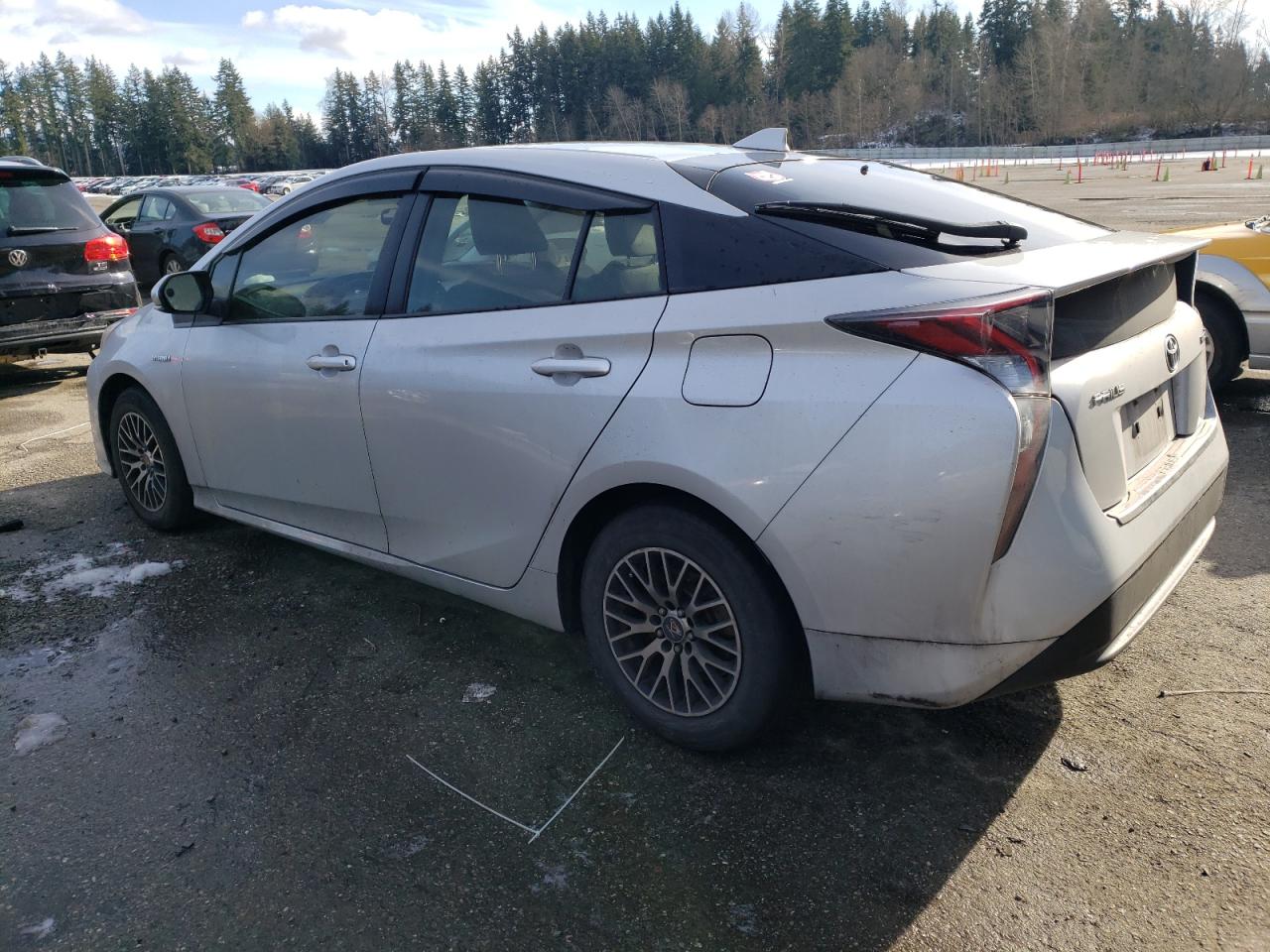 2016 Toyota Prius - Image 2