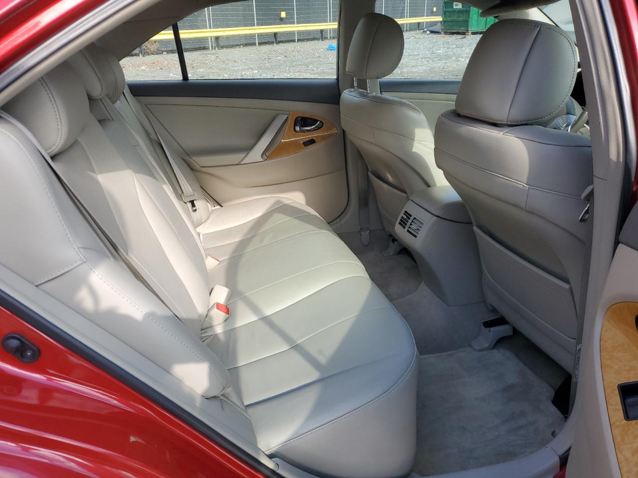 2007 Toyota Camry - Image 10