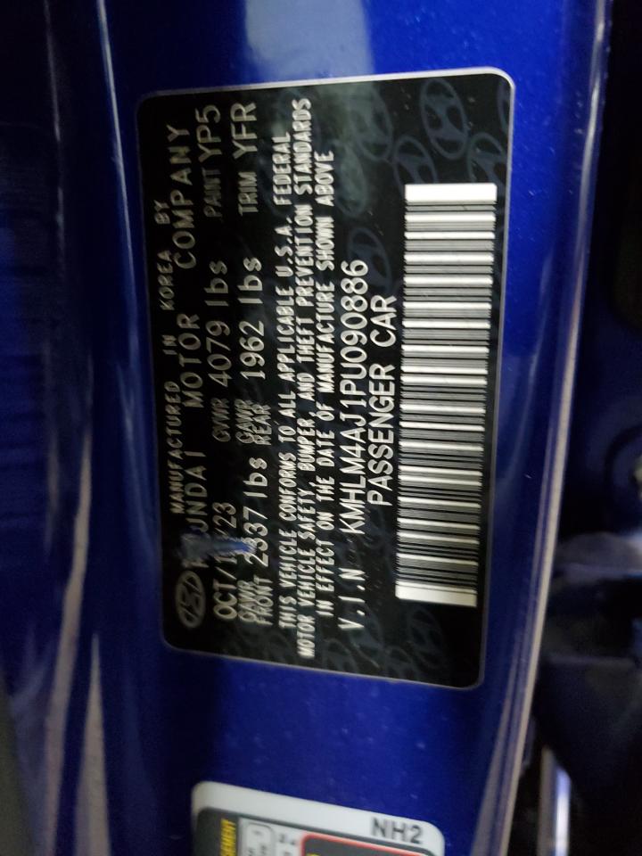 2023 Hyundai Elantra - Image 12