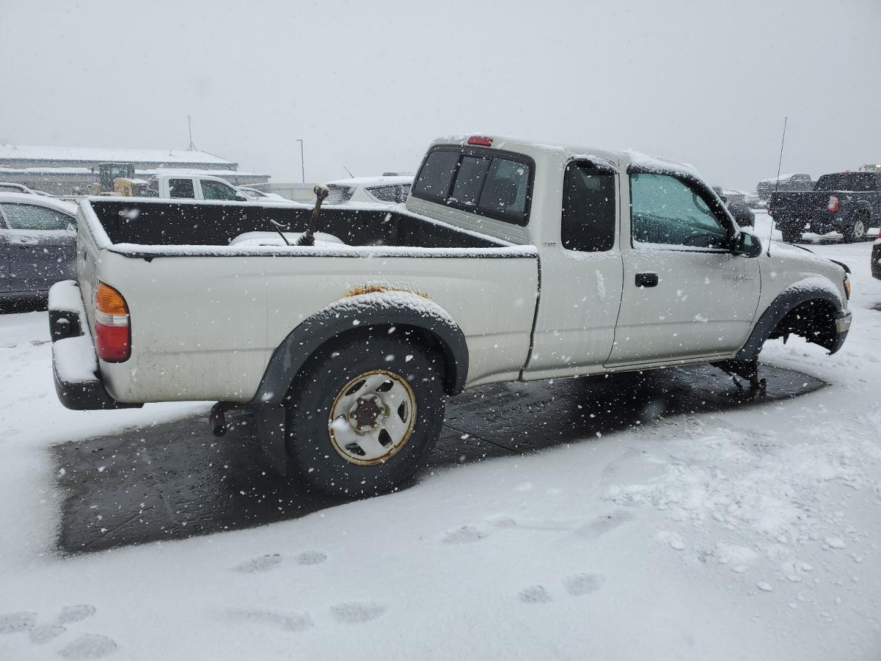 2001 Toyota Tacoma - Image 3