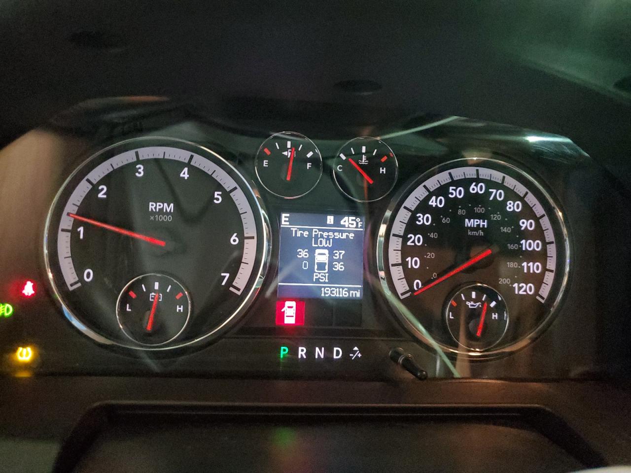 2010 Dodge RAM - Image 9
