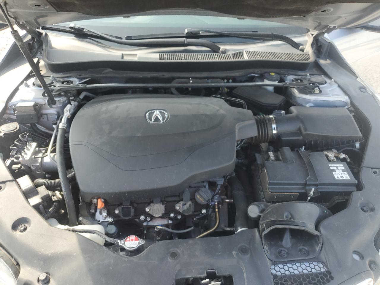2016 Acura TLX - Image 13