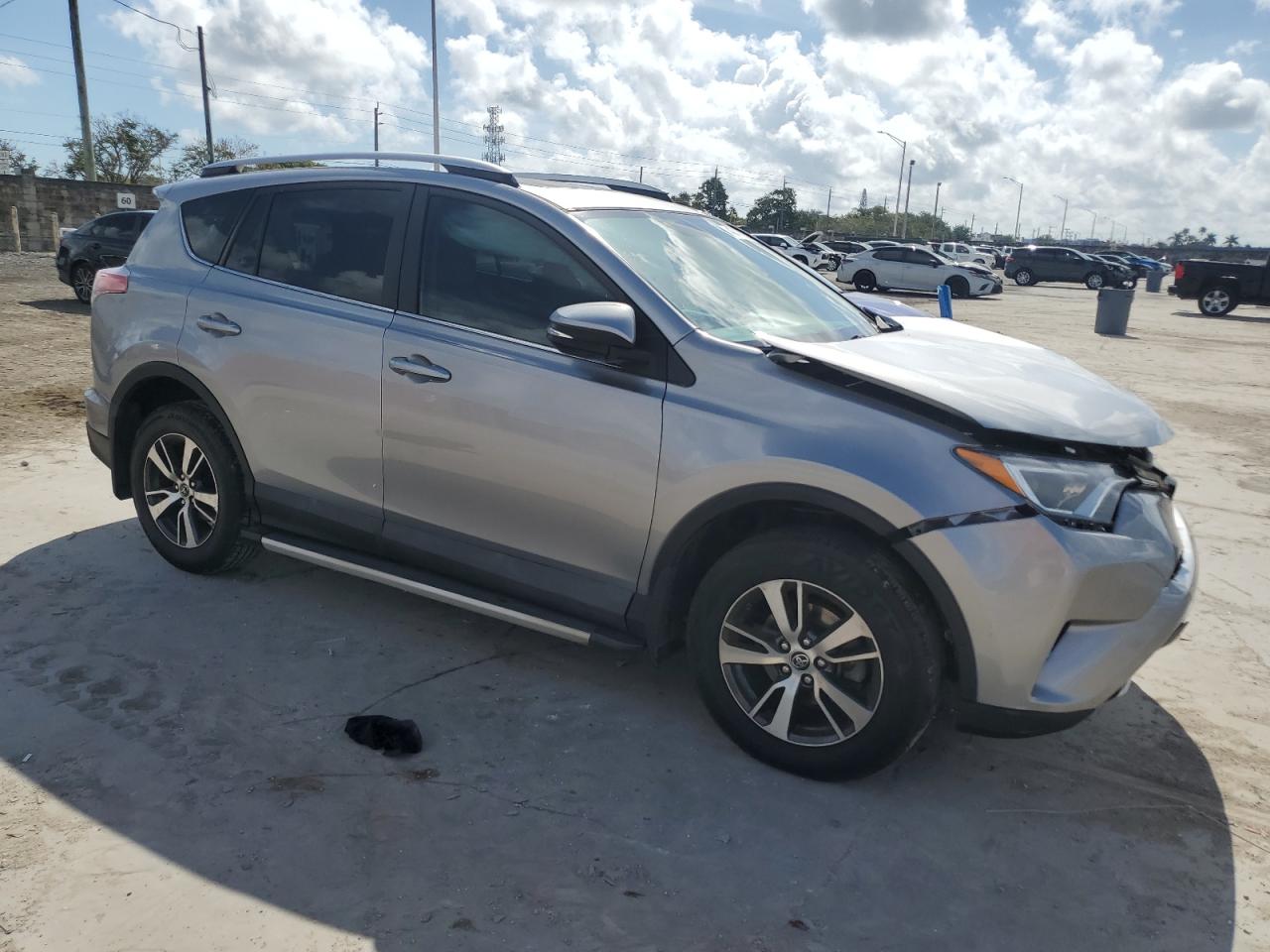 2016 Toyota RAV 4 - Image 4
