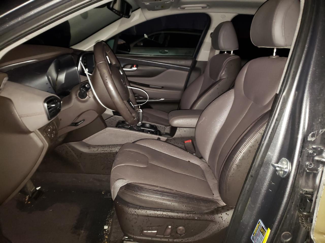 2019 Hyundai Santa Fe - Image 7