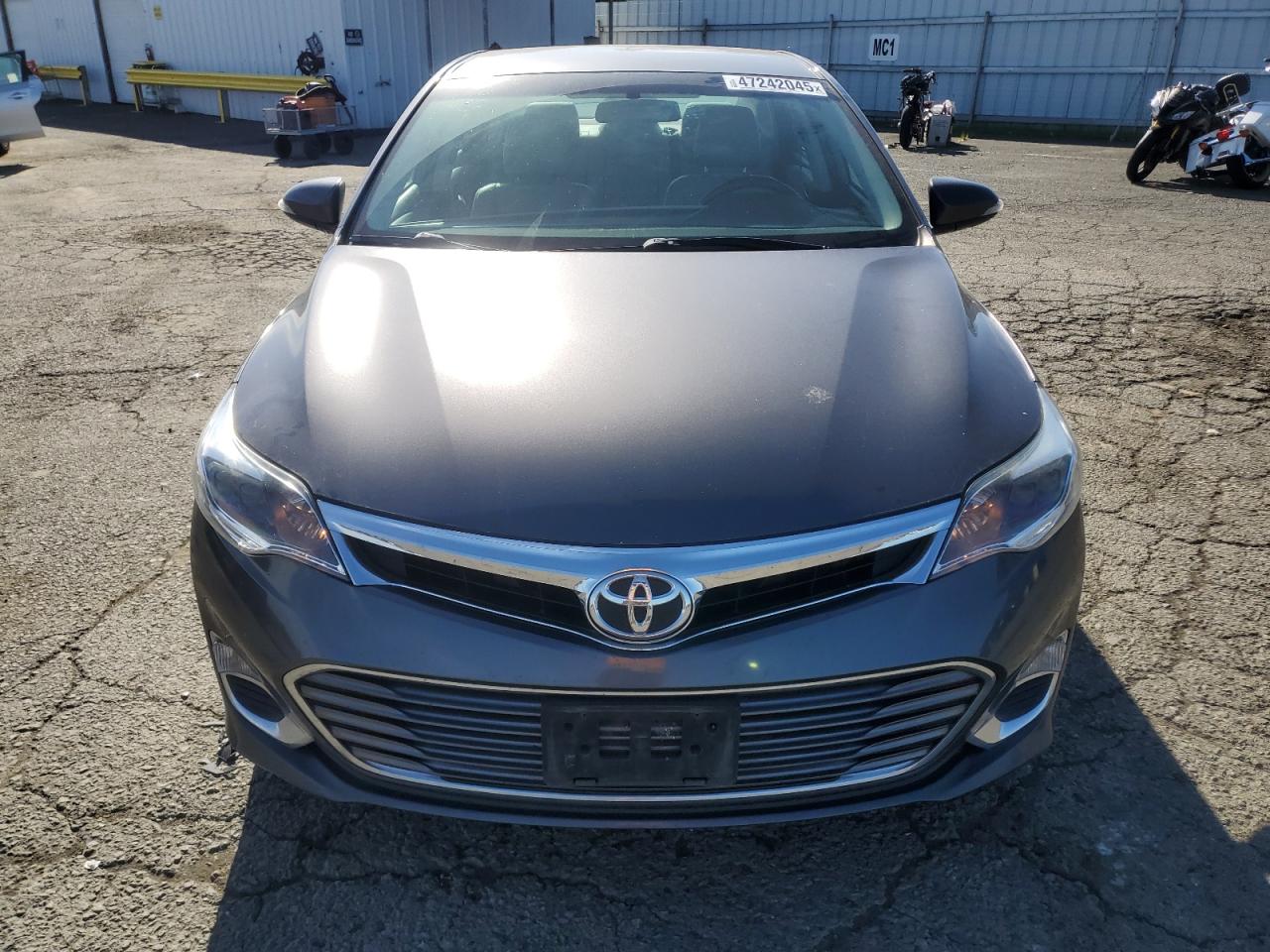 2013 Toyota Avalon - Image 5