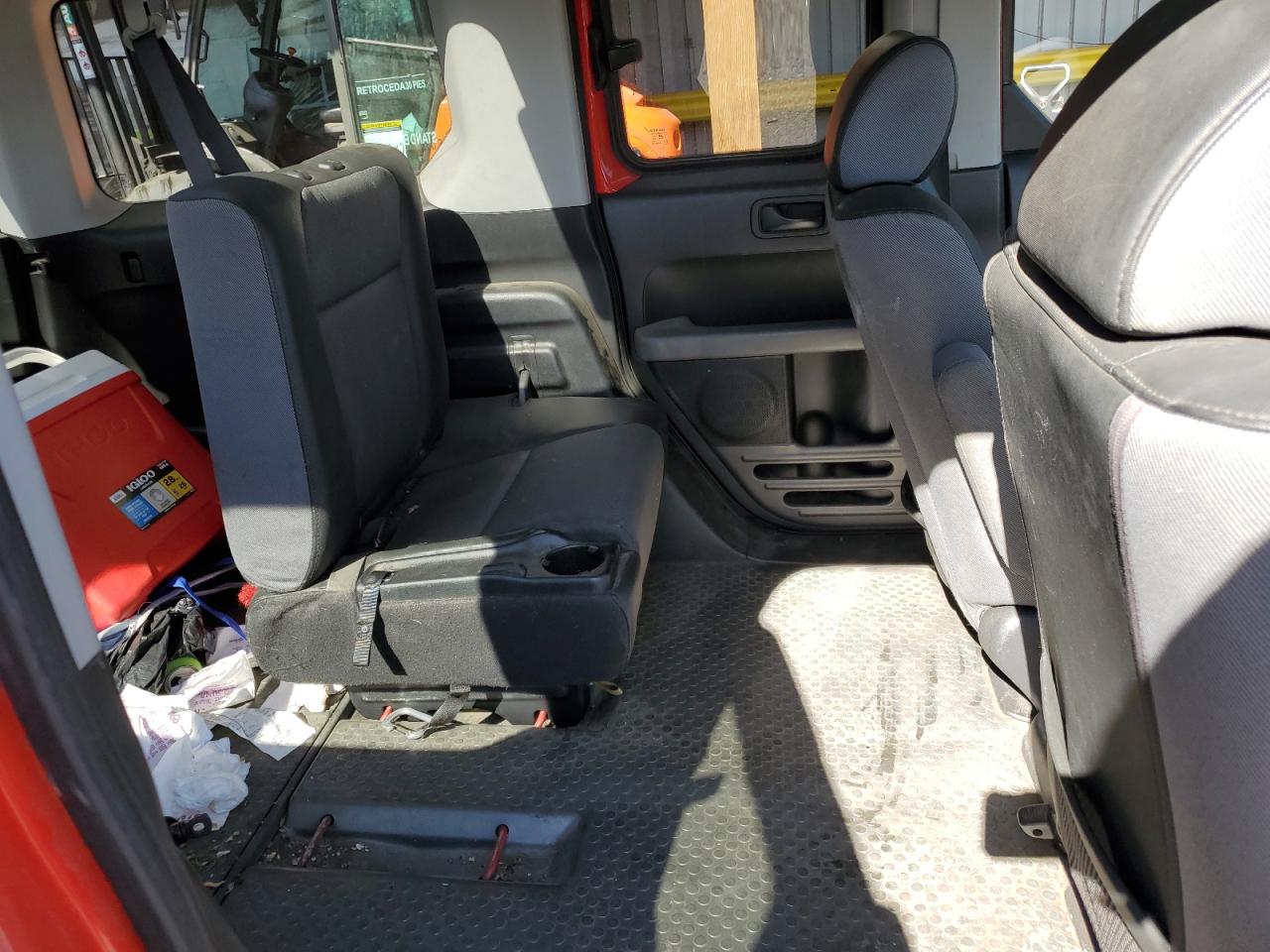 2005 Honda Element - Image 10